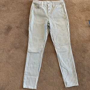 Universal Thread High Rise Skinny Jean